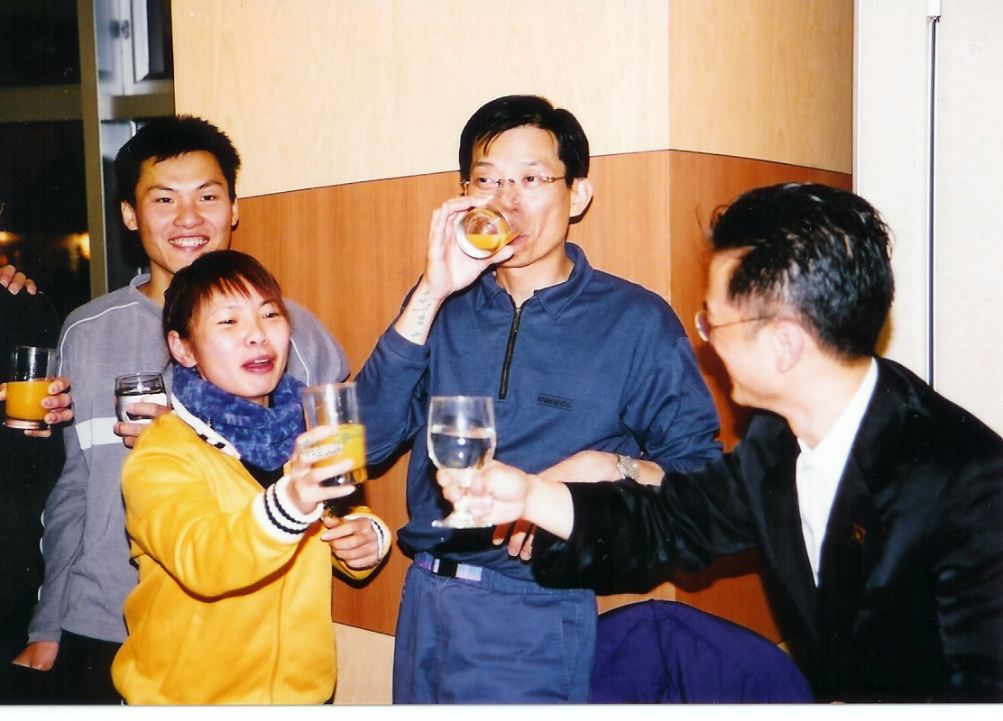 4